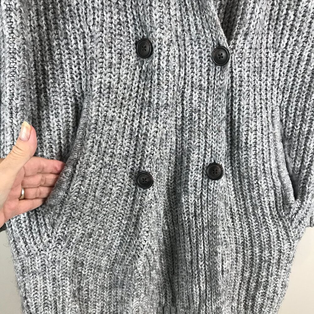 American Eagle Outfitters Women's Gray Double Breasted Cardigan Sweater Size L - Picture 2 of 3